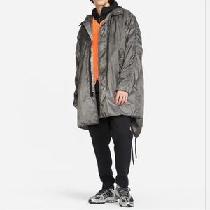 NWT- Therma insulated Nike Parka Tech Pak